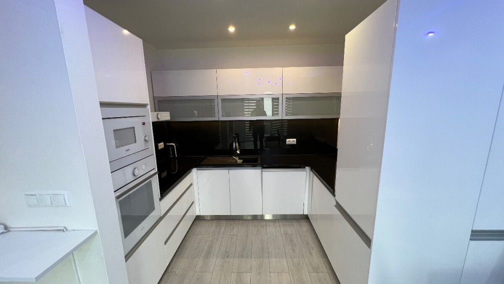 EXPERT BYVANIA - PREDAJ - 2 IZBOVY - K VYSTAVISKU - ZNALECKÝ POSUDOK ZDARMA