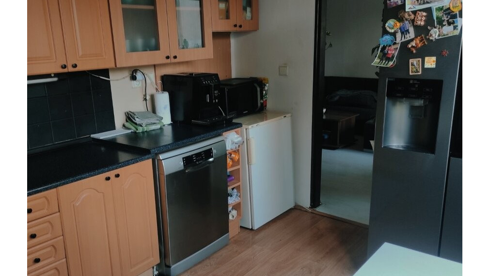 3 IZBOVÝ BYT - 84m2 - P.O.HVIEZDOSLAVA - BALKON - FINANCOVANIE A ZNALECKÝ POSUDOK V CENE