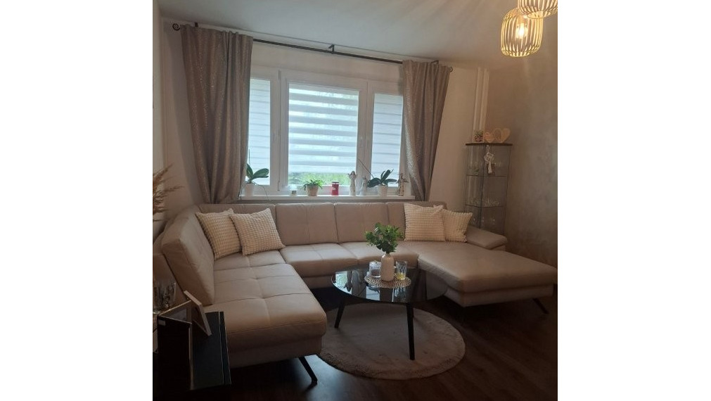 3 IZBOVY BYT - 84m2 - KOMPLETKA - ZARIADENE - NA HORKE - POSUDOK ZDARMA