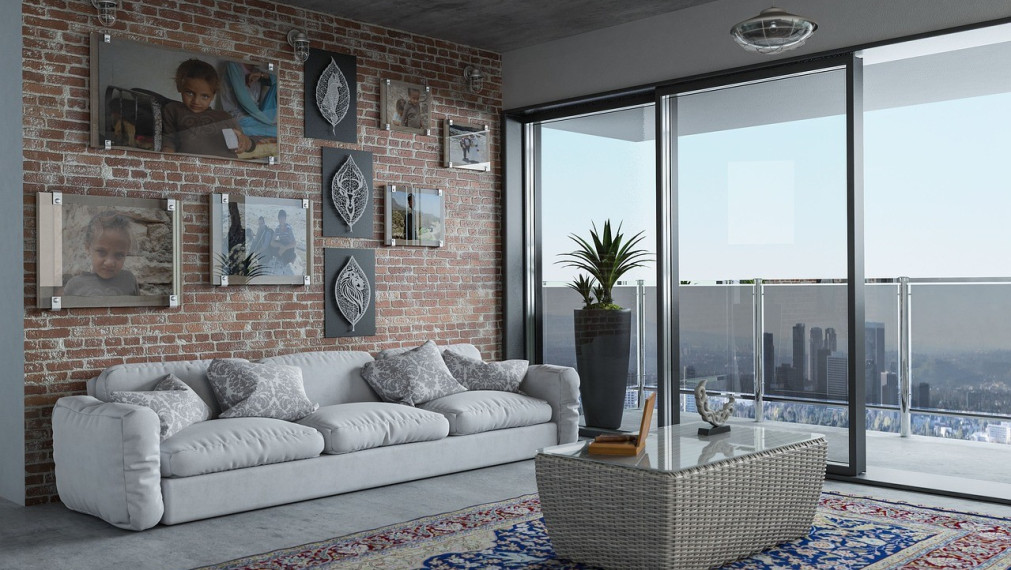 3 IZBOVY BYT - CENTRUM - P.O. HVIEZDOSLAVA - POVODNY STAV - 2X BALKON