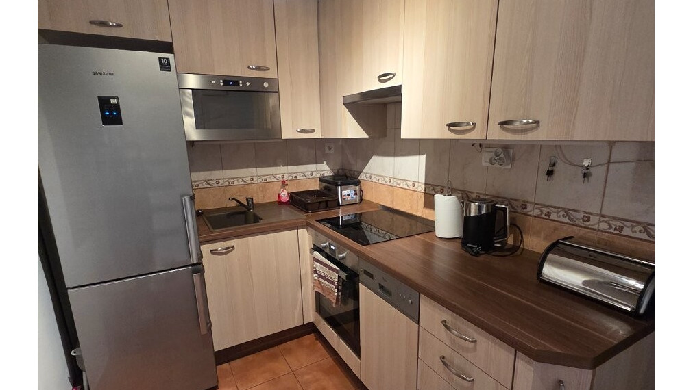 1 IZBOVY BYT - 38m2 - MUŠKÁT - HYPO SERVIS A POSUDOK V CENE