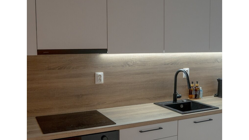 PRIPRAVUJEME - 3 IZBOVY BYT - 63m2 - KOMPLETKA - HYPO SERVIS A POSUDOK V CENE