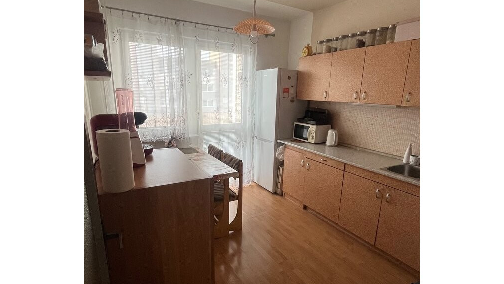 Predaj priestranný 3-izbový byt s balkónom I 80m2 I lokalita ulice 1 mája