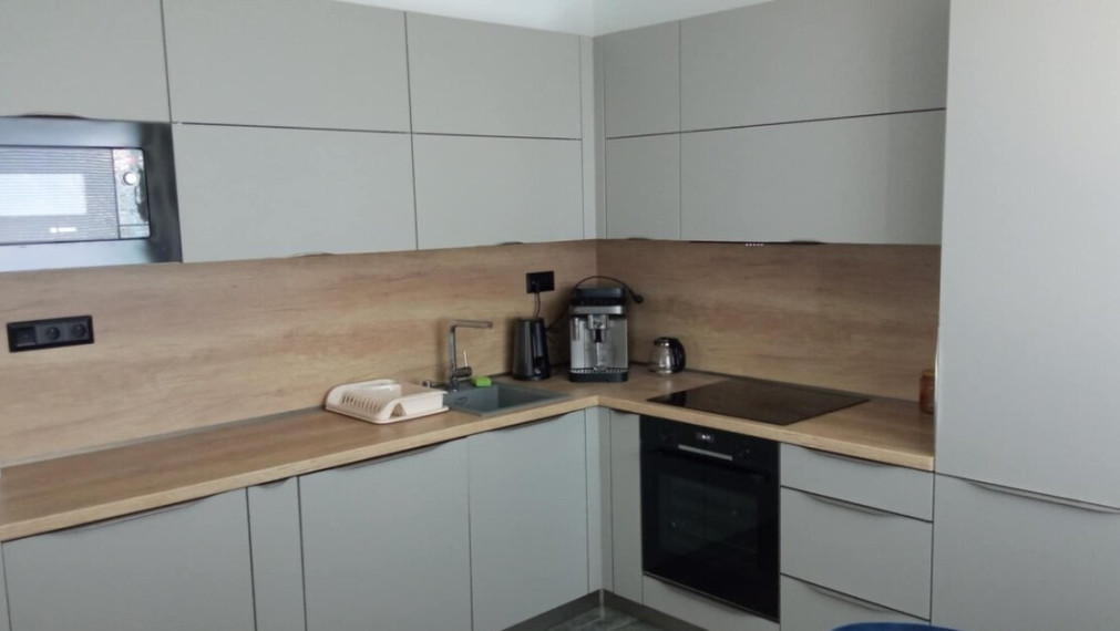 Na predaj | Moderne zrekonštruovaný 3-izbový byt s loggiou – Dubnica nad Váhom, Pod hájom