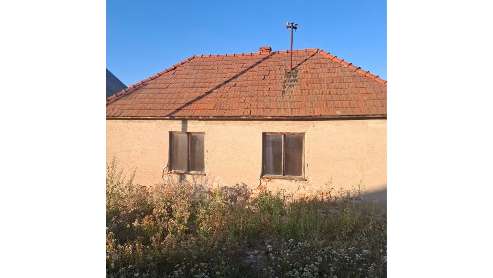 🏡 NA PREDAJ – STARŠÍ RODINNÝ DOM V LOKALITE PUSTÝ CHOTÁR / BELADICE