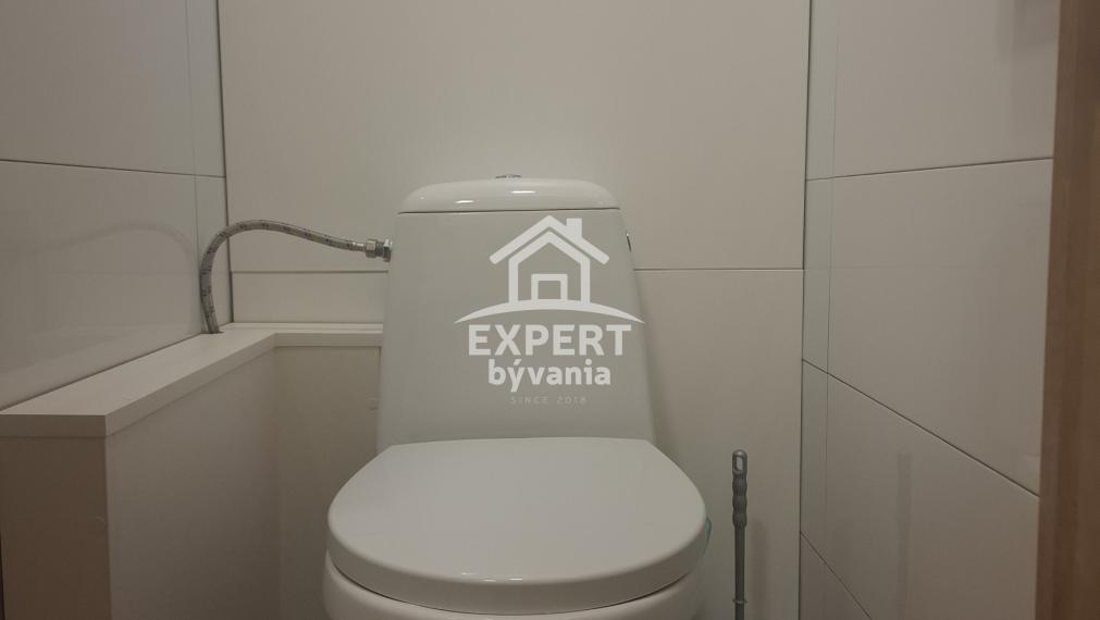 2 IZBOVY BYT - CENTRUM MESTA - 60m2 - KOMPLETKA - ZARIADENÉ - KLIMATIZÁCIA - ZNALECKY POSUDOK ZDARMA