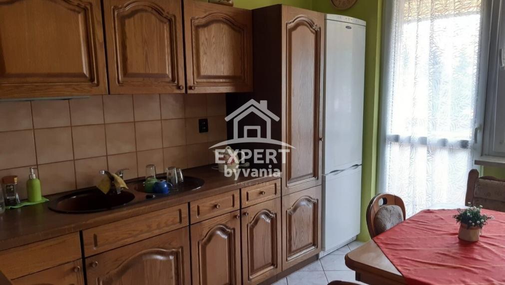 EXPERT BYVANIA - PREDAJ - 4 IZBOVY BYT - ŠTEFÁNIKOVA - ZNALECKY POSUDOK A POISTENIE V CENE