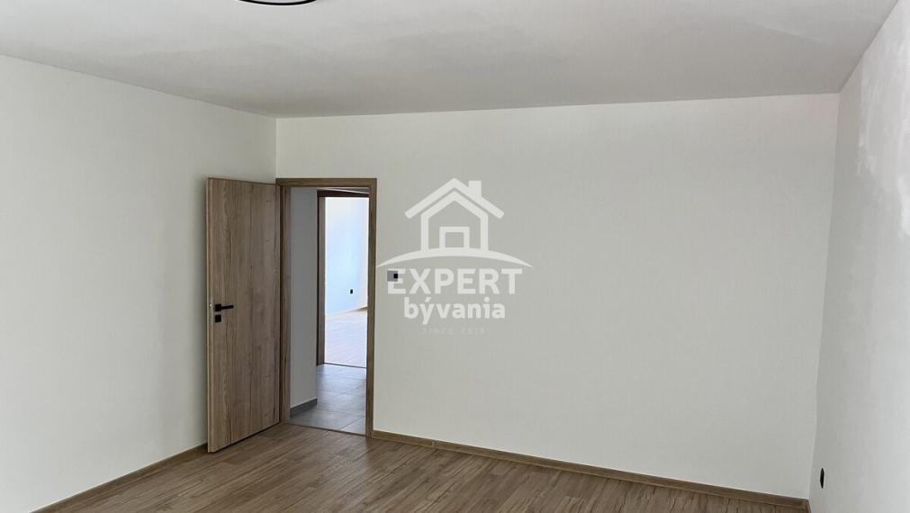 EXPERT BYVANIA - PREDAJ - 3 IZBOVÝ BYT - 78m2 - NOVÁ VES - ZNALECKÝ POSUDOK ZDARMA