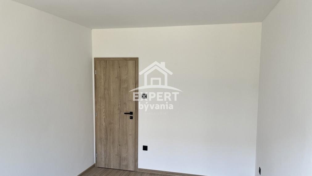 EXPERT BYVANIA - PREDAJ - 3 IZBOVÝ BYT - 78m2 - NOVÁ VES - ZNALECKÝ POSUDOK ZDARMA