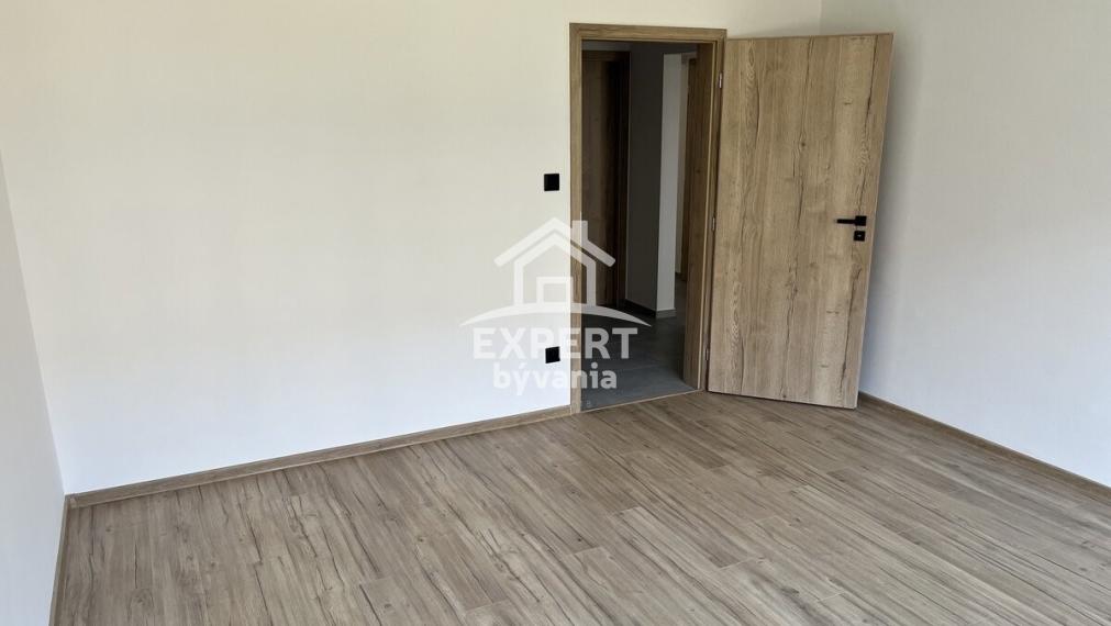 EXPERT BYVANIA - PREDAJ - 3 IZBOVÝ BYT - 78m2 - NOVÁ VES - ZNALECKÝ POSUDOK ZDARMA