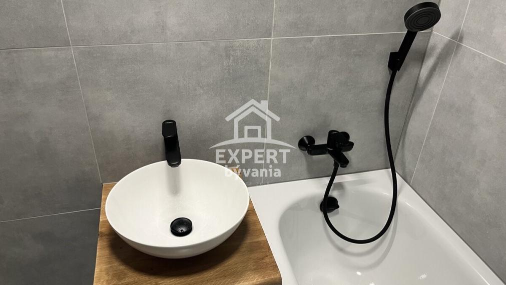 EXPERT BYVANIA - PREDAJ - 3 IZBOVÝ BYT - 78m2 - NOVÁ VES - ZNALECKÝ POSUDOK ZDARMA
