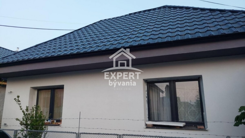 4 IZBOVÝ RODINNÝ DOM - ARGENTÍNA - REKONŠTRUKCIA - 130m2 - FINANCOVANIE A ZNALECKÝ POSUDOK ZDARMA