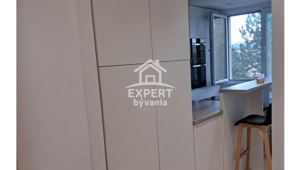 3 IZBOVY BYT - 72m2 - PROFI KOMPLETKA - IDEAL INVESTIČNE - FINANCOVANIE A ZNALECKY POSUDOK ZDARMA