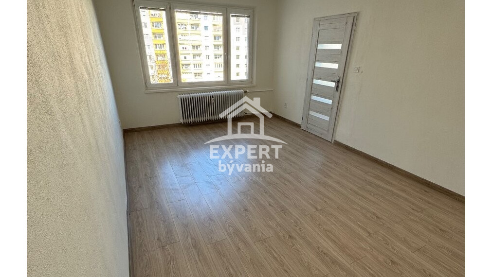 1 IZBOVÝ BYT - 37m2 - KOMPLETKA - ZNALECKY POSUDOK A FINANCOVANIE ZDARMA