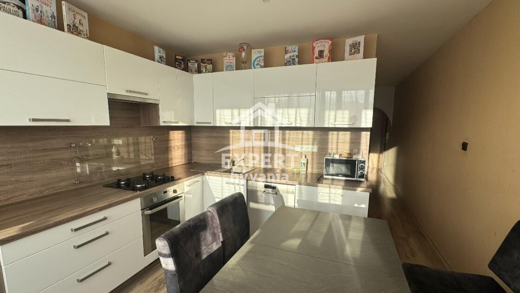 3 IZBOVY BYT - 74m2 - MOROVNIANSKA - ZNALECKY POSUDOK A HYPO SERVIS V CENE