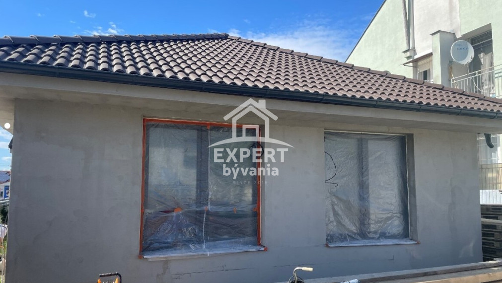 EXB - NOVOSTAVBA - 3 IZBOVÝ BUNGALOV - 460m2 POZEMOK - HYPO SERVIS A ZNALECKY POSUDOK ZDARMA