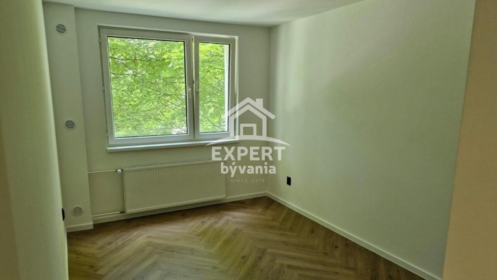 3 IZBOVY BYT - 68m2 - NAD TERASAMI - KOMPLETKA - ZNAECKY POSUDOK A FINANCOVANIE ZDARMA