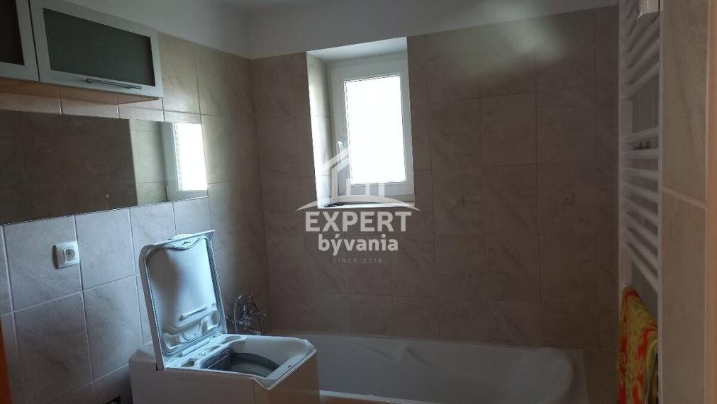 2 IZBOVY BYT - 66m2 - SPIGLSAL - ZNALECKY POSUDOK A DINANCOVANIE ZDARMA