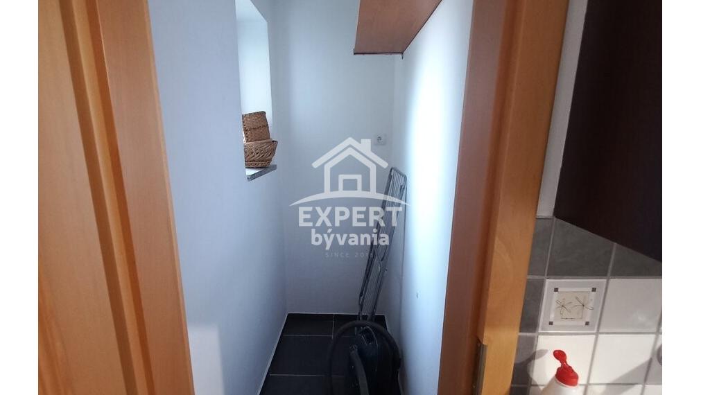 2 IZBOVY BYT - 66m2 - SPIGLSAL - ZNALECKY POSUDOK A DINANCOVANIE ZDARMA