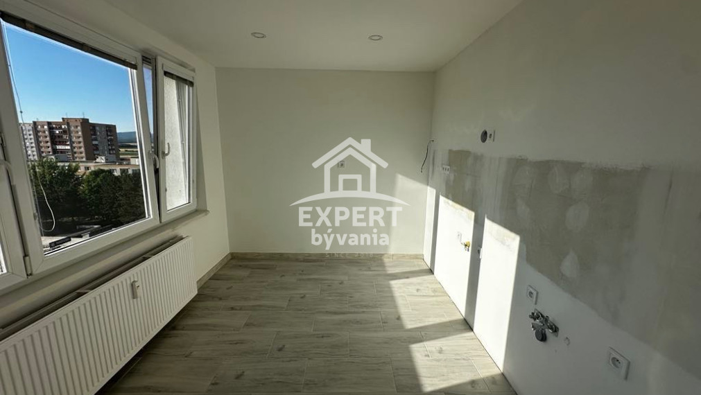 2 IZBOVY BYT - 61m2 - RUBANISKO II - KOMPLETKA - 8/8 - POSUDOK A HYPO SERVIS ZDARMA