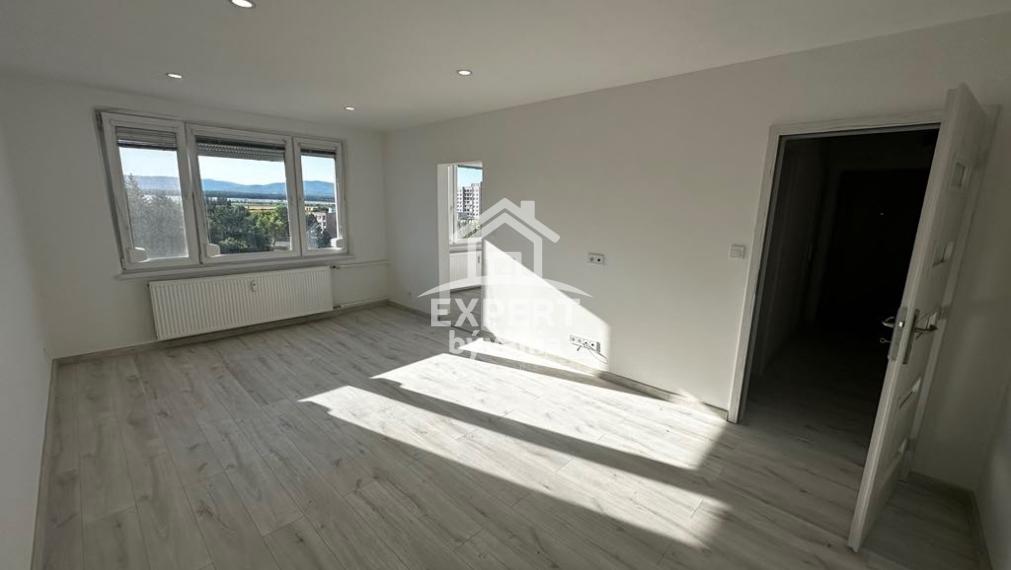 2 IZBOVY BYT - 61m2 - RUBANISKO II - KOMPLETKA - 8/8 - POSUDOK A HYPO SERVIS ZDARMA