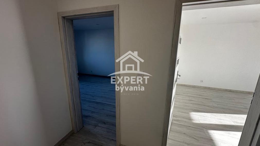 2 IZBOVY BYT - 61m2 - RUBANISKO II - KOMPLETKA - 8/8 - POSUDOK A HYPO SERVIS ZDARMA