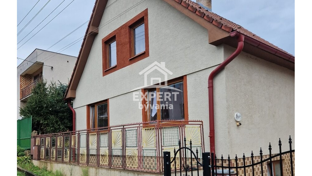 RODINNY DOM - HOLODOM - 130m2 - 869m2 POZEMOK - ZNALECKY POSUDOK ZDARMA