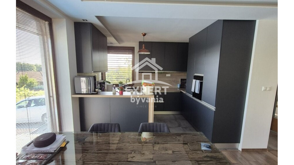 4 IZBOVY RODINNY´DOM - PARKOVANIE - BAZÉN - ZNALECKY POSUDOK ZDARMA