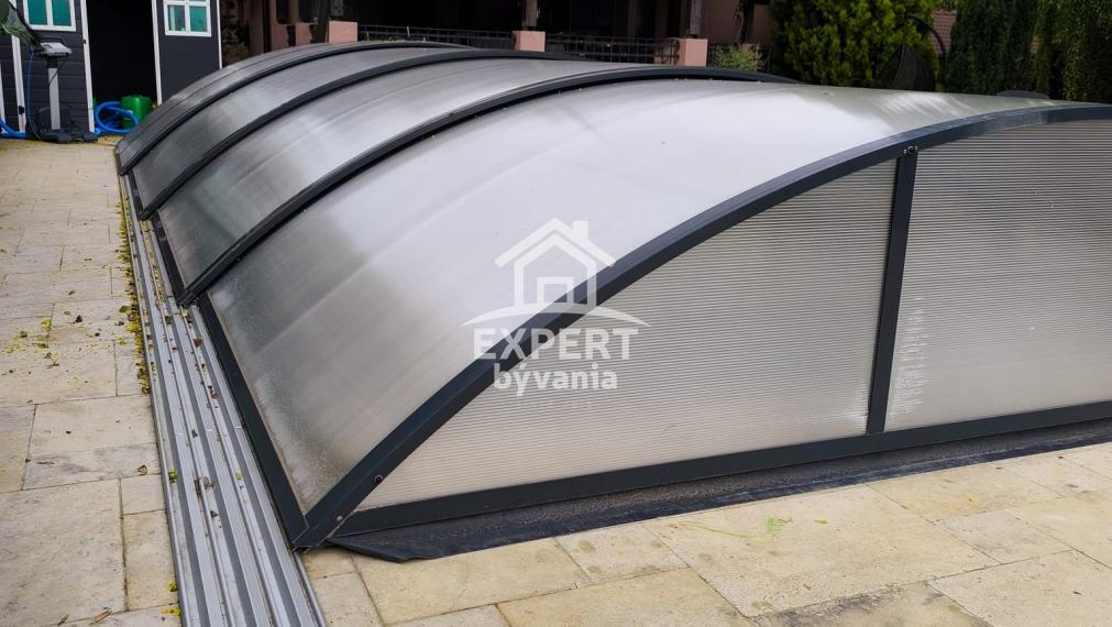 RODINNY DOM - 110m2 - BAZEN - POZEMOK 950m2 - ZNALECKY POSUDOK ZDARMA