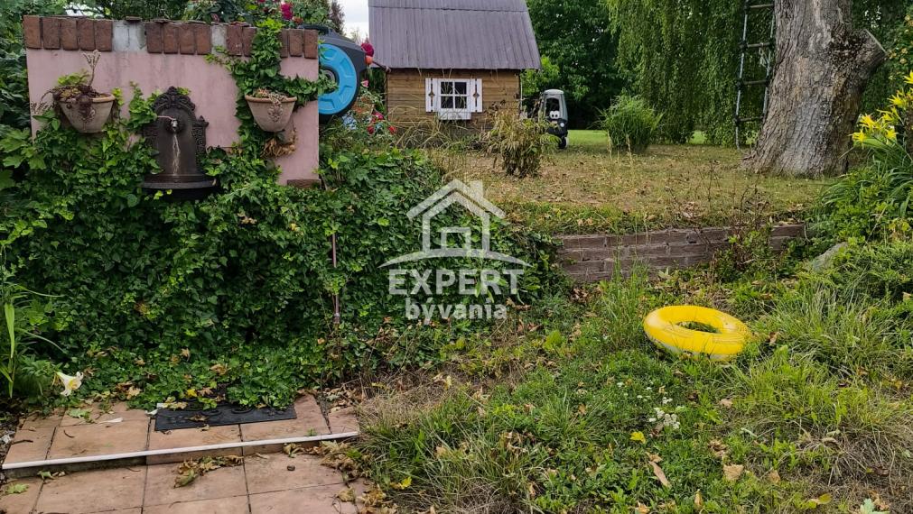 RODINNY DOM - 110m2 - BAZEN - POZEMOK 950m2 - ZNALECKY POSUDOK ZDARMA