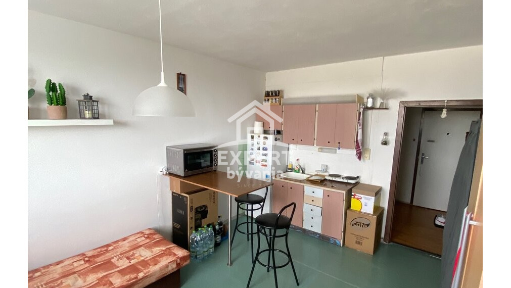 EXB - GARSONKA - ZDENKA NEJEDLEHO - HYPO SERVIS A ZNALECKY POSUDOK ZDARMA