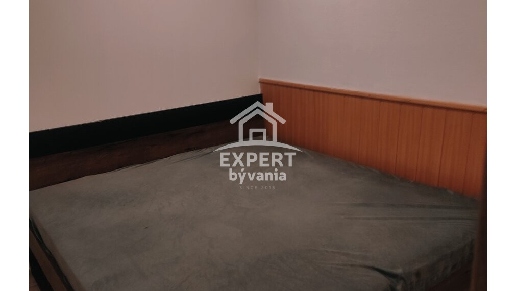 3 IZBOVÝ BYT - 84m2 - P.O.HVIEZDOSLAVA - BALKON - FINANCOVANIE A ZNALECKÝ POSUDOK V CENE