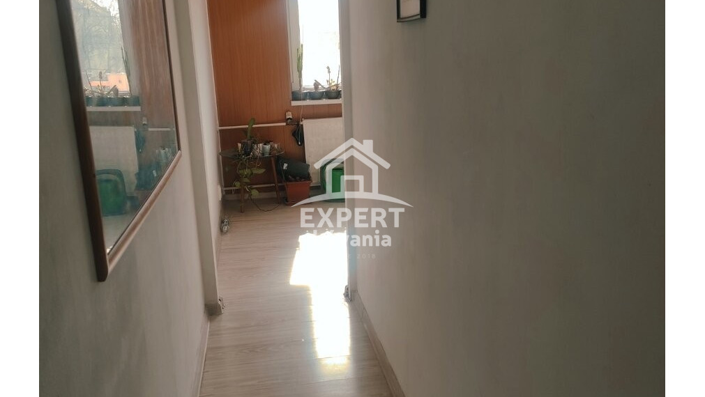 3 IZBOVÝ BYT - 84m2 - P.O.HVIEZDOSLAVA - BALKON - FINANCOVANIE A ZNALECKÝ POSUDOK V CENE