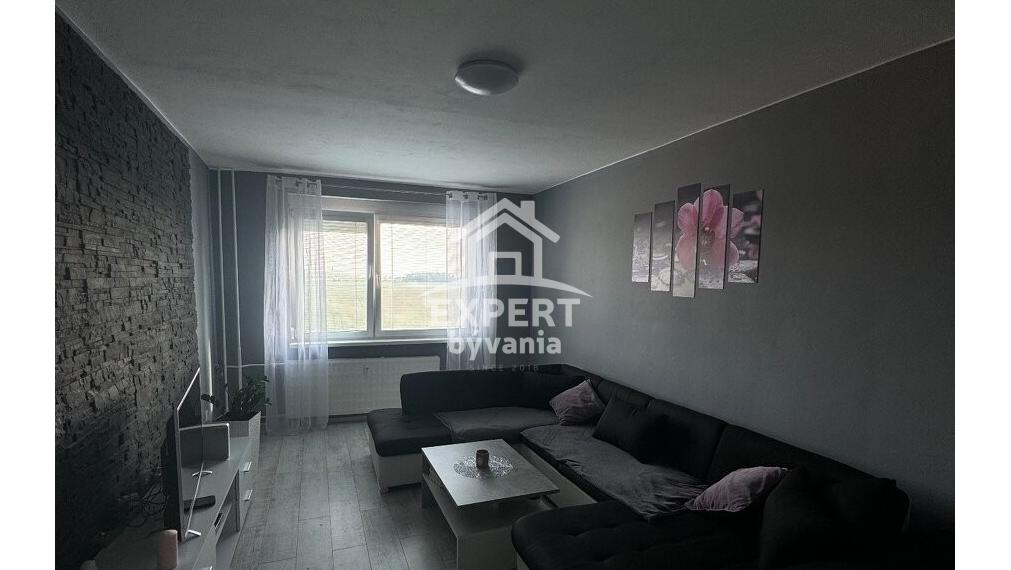 3 IZBOVÝ BYT - 84m2 - MOCHOVSKA - FINANCOVANIE A ZNALECKY POSUDOK V CENE