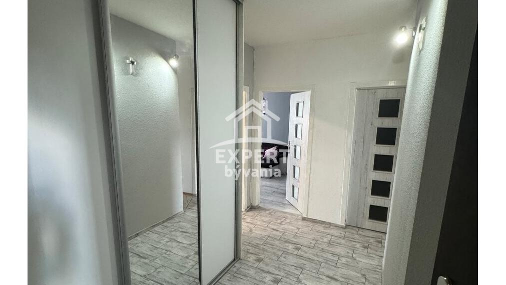 3 IZBOVÝ BYT - 84m2 - MOCHOVSKA - FINANCOVANIE A ZNALECKY POSUDOK V CENE