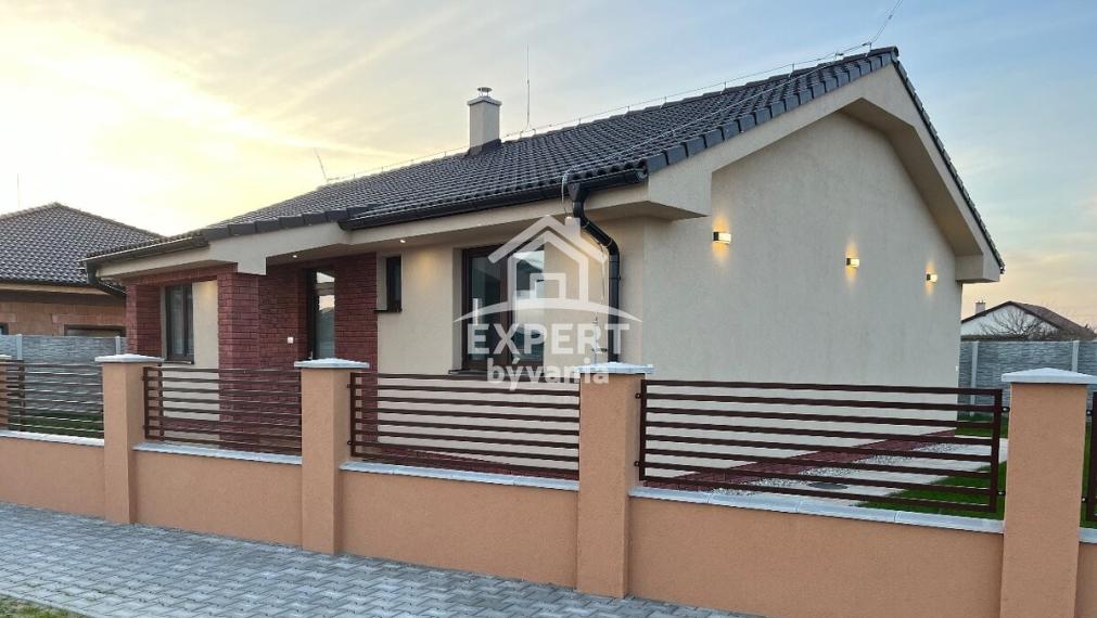 4 IZBOVY RODINNY DOM - NOVOSTAVBA - 593m2 POZEMOK - ZNALECKY POSUDOK A HYPO FINANCOVANIE V CENE