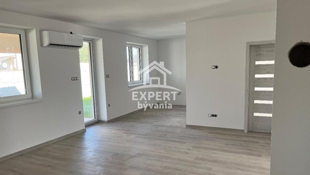 4 IZBOVY RODINNY DOM - NOVOSTAVBA - 593m2 POZEMOK - ZNALECKY POSUDOK A HYPO FINANCOVANIE V CENE