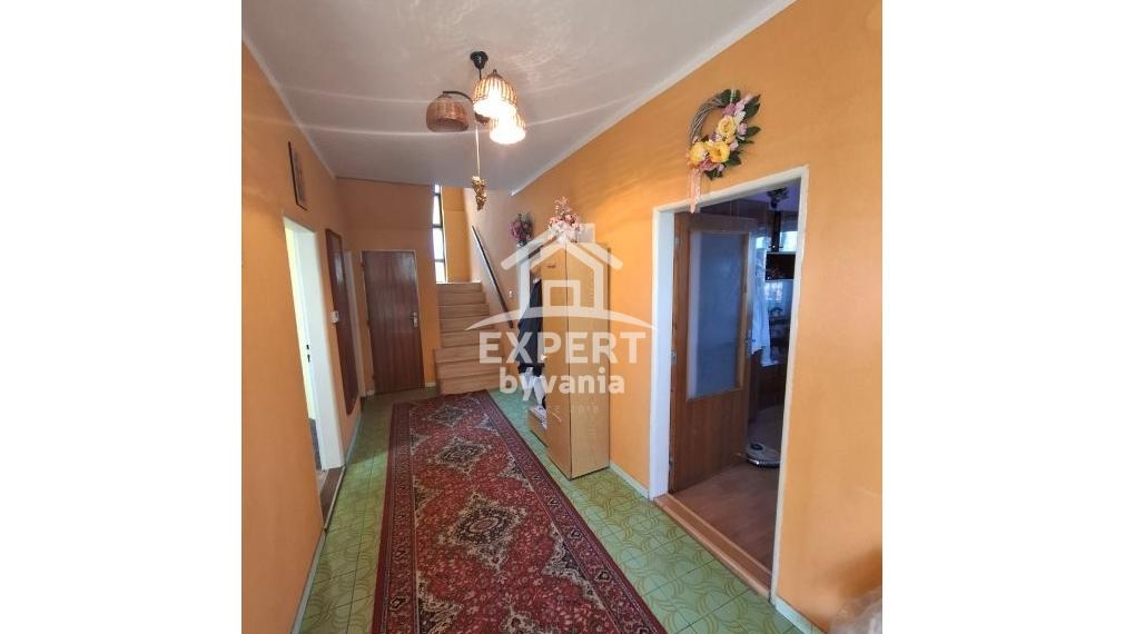 DVOJPODLAŽNÝ RODINNÝ DOM - ČECHYNCE - 1530m2 POZEMOK - POVODNY STAV - ZNALECKY POSUDOK A FINANCOVANIE ZDARMA
