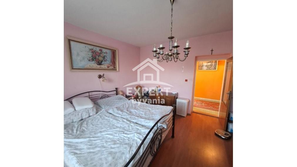 DVOJPODLAŽNÝ RODINNÝ DOM - ČECHYNCE - 1530m2 POZEMOK - POVODNY STAV - ZNALECKY POSUDOK A FINANCOVANIE ZDARMA