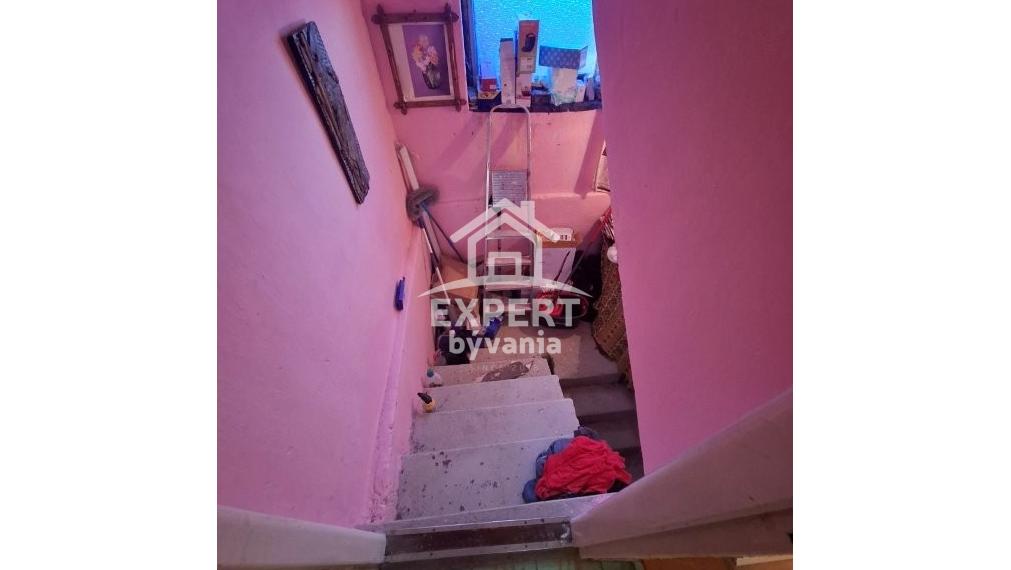 DVOJPODLAŽNÝ RODINNÝ DOM - ČECHYNCE - 1530m2 POZEMOK - POVODNY STAV - ZNALECKY POSUDOK A FINANCOVANIE ZDARMA