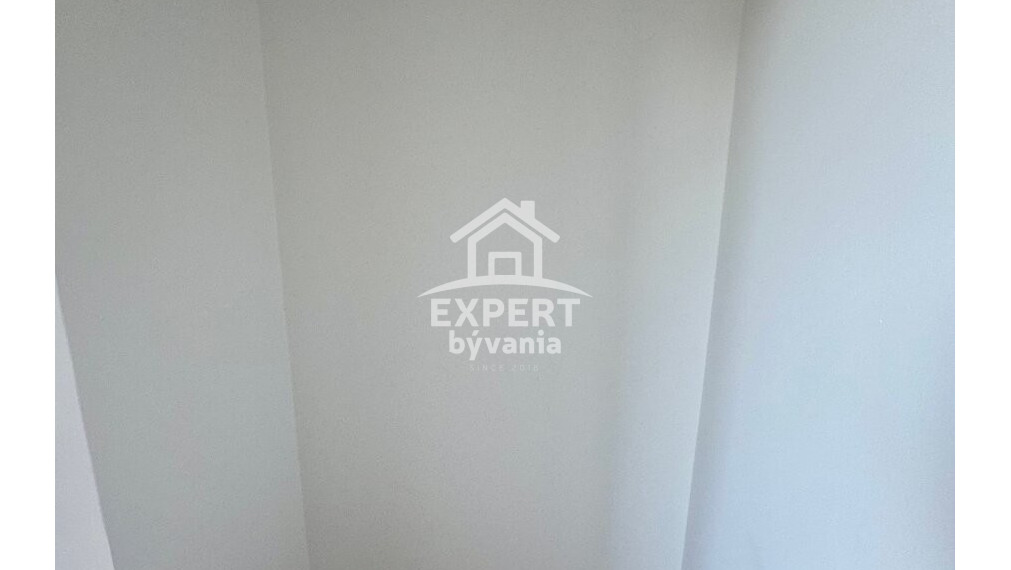 3 IZBOVY BYT - 81m2 - KOMPLETKA - TOP LOKALITA - ZNALECKY POSUDOK ZDARMA