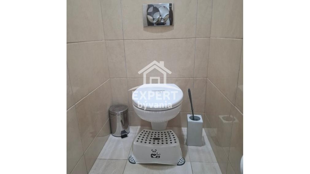 3 IZBOVY BYT - 84m2 - KOMPLETKA - ZARIADENE - NA HORKE - POSUDOK ZDARMA