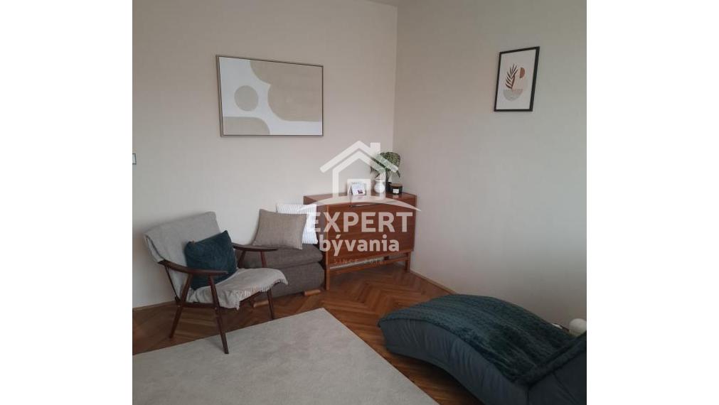 2 IZBOVY BYT - 64m2 - CHRENOVÁ - ZNALECKY POSUDOK ZDARMA