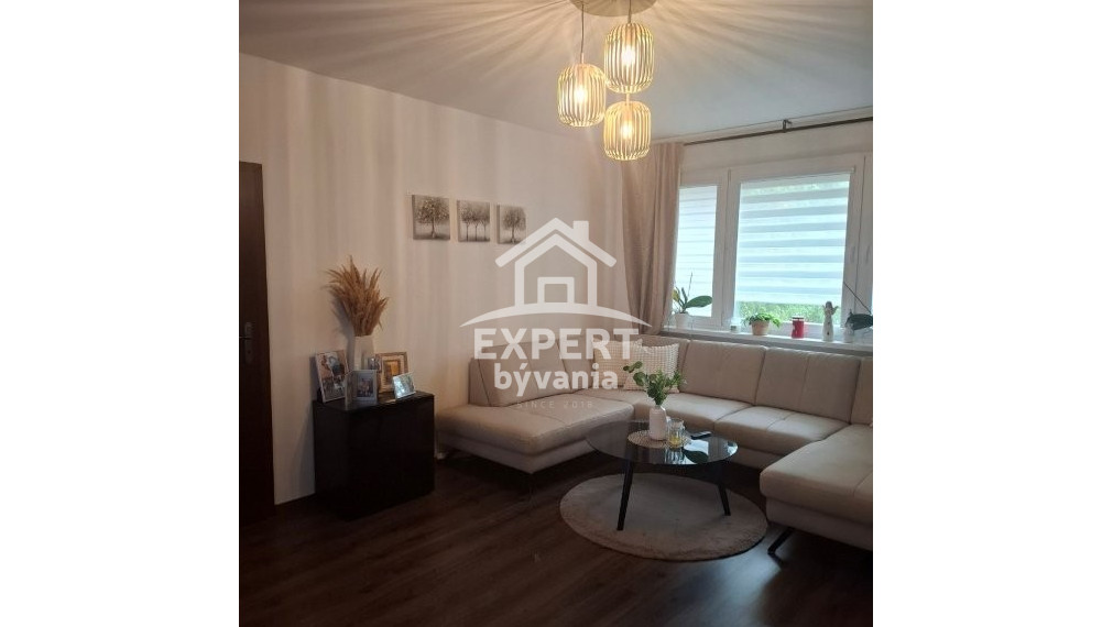 3 IZBOVY BYT - 84m2 - KOMPLETKA - ZARIADENE - NA HORKE - POSUDOK ZDARMA