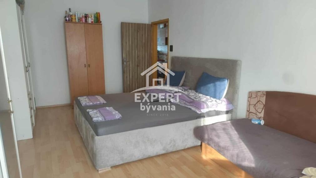 3 IZBOVÝ BYT - 84m2 - POVODNY STAV - ZNALECKY POSUDOK ZDARMA