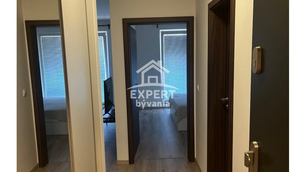 PRIPRAVUJEME - 2 IZBOVY BYT TABÁŇ - PARKOVANIE - ZNALECKY POSUDOK ZDARMA