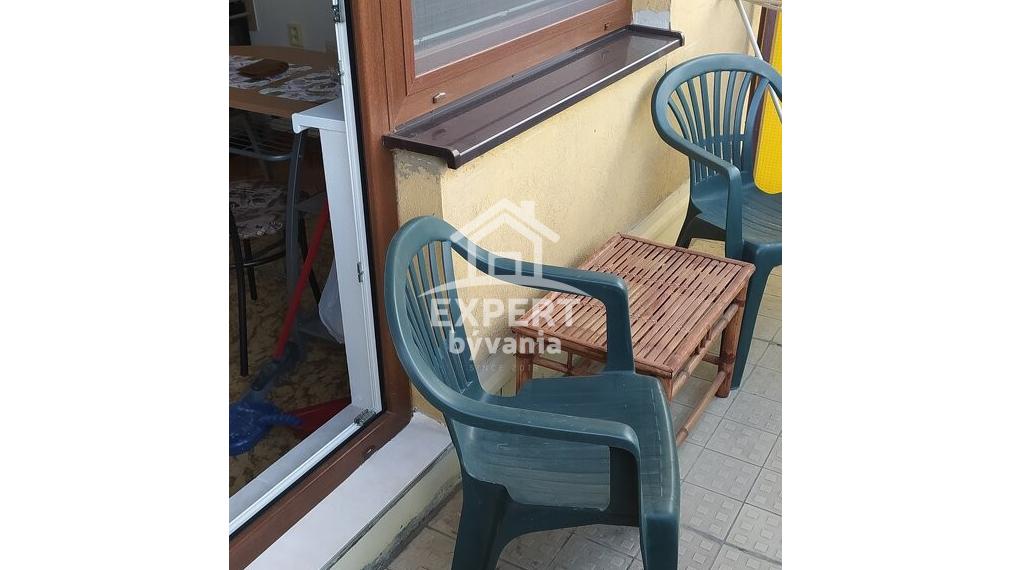 PRIPRAVUJEME - 1 IZBOVY BYT - 42m2 - LOGGIA - KLOKOČINA - POSUDOK ZDARMA