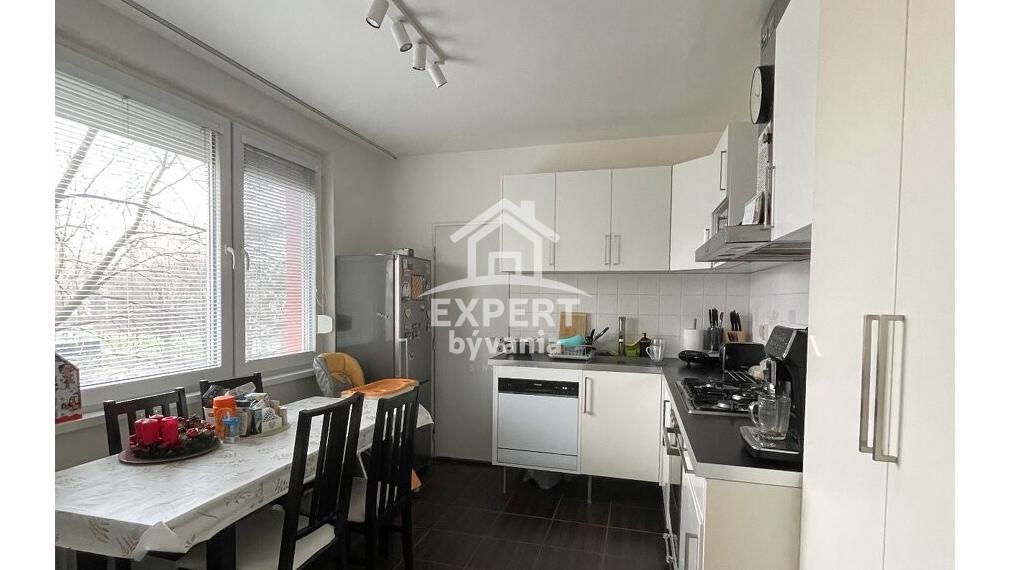 3 IZBOVY BYT - STANICA - L ŠTURA - 82m2 - POSUDOK ZDARMA