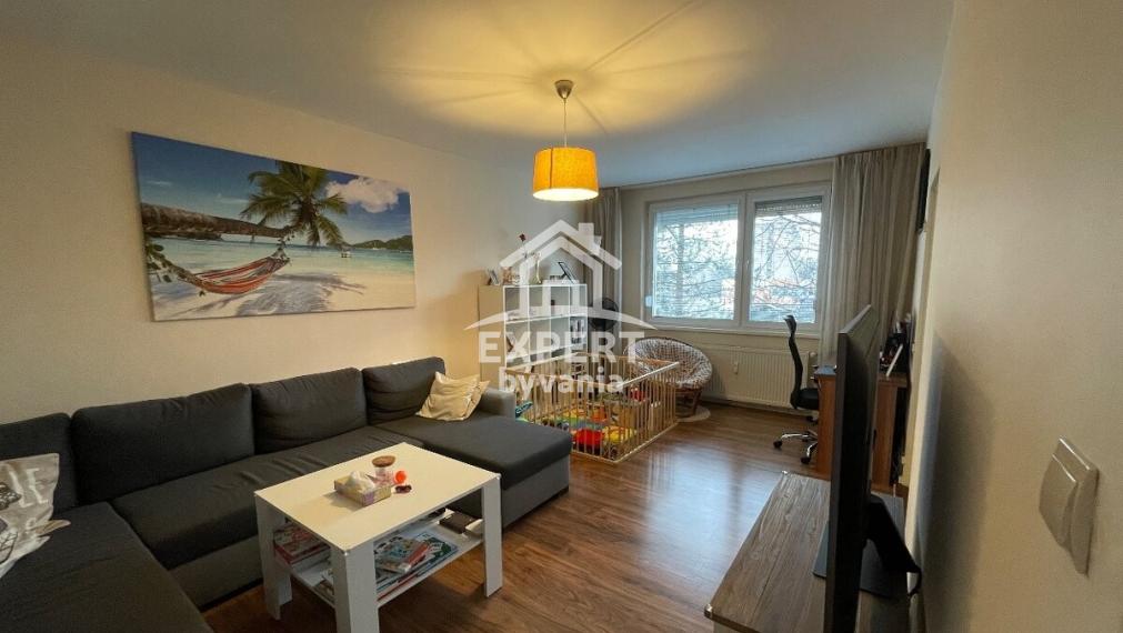 3 IZBOVY BYT - STANICA - L ŠTURA - 82m2 - POSUDOK ZDARMA