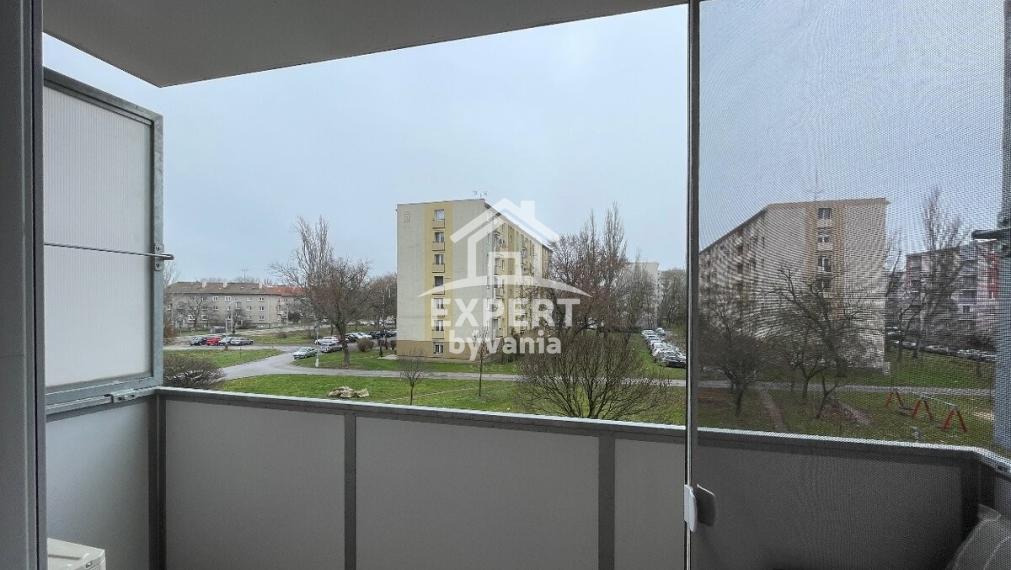 3 IZBOVY BYT - STANICA - L ŠTURA - 82m2 - POSUDOK ZDARMA